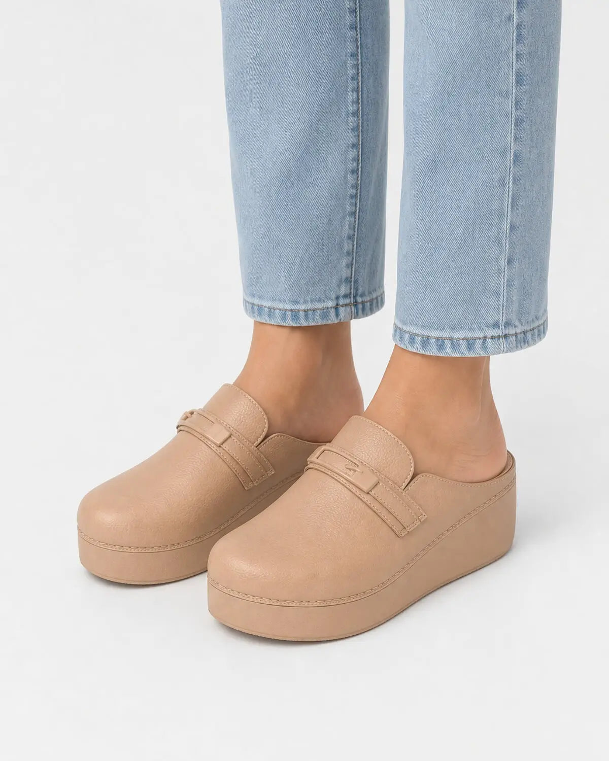 Livia Beige