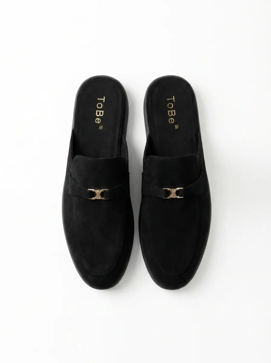 Qamar Noir